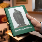 Pernai išleista naujausia knyga, pasakojanti apie Lietuvos totorius